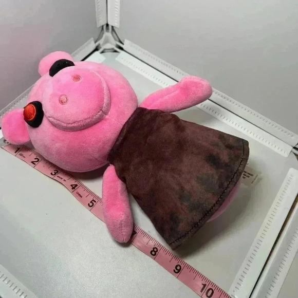 Piggy Series 1 Roblox Collectible Plush PIGGY With Tags 8" Toy - Picture 2 of 4